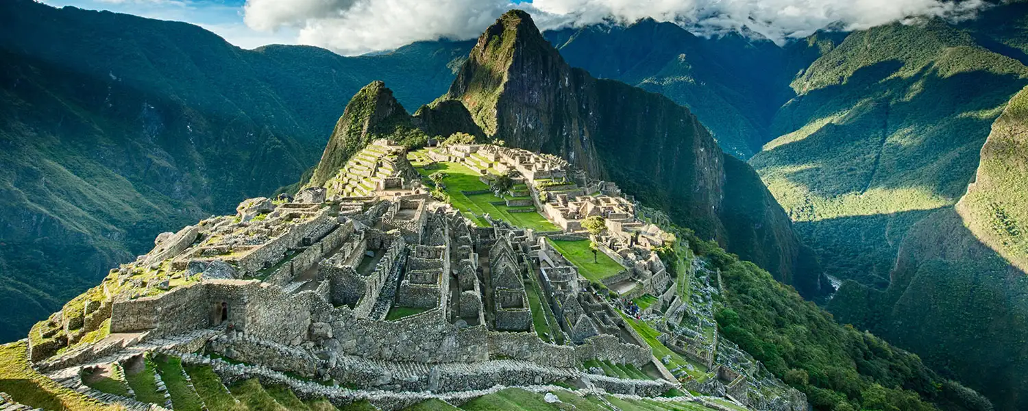 Imponente Cidadela Inca Machu Picchu